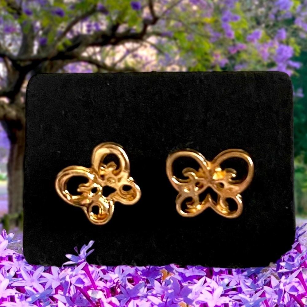 New 9k Gold Handmade Bohemian Minimalist Butterfly Stud Earrings - Picture 3 of 7